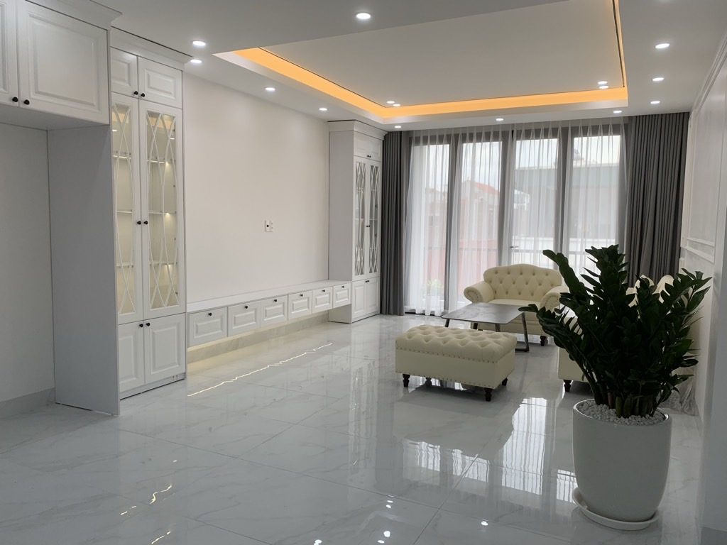 BÁN NHÀ NGUYỄN THỜI TRUNG LONG BIÊN - 2 THOÁNG-KINH DOANH-THANG MÁY-65M-NHỈNH18 TỶ