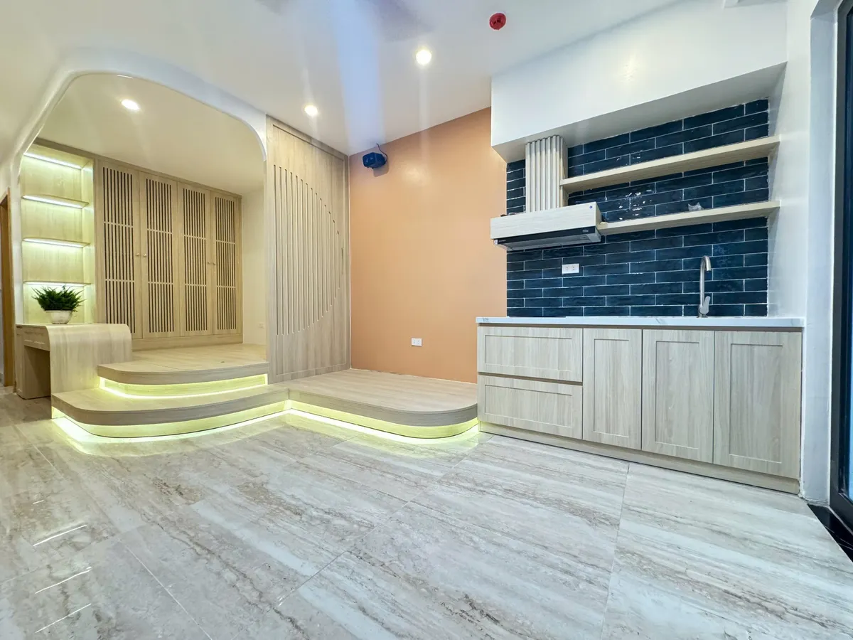 Bán Nhà Tây Sơn 41/35m2. 6 tầng.mặt tiền 3.5. giá 12.38 Tỷ Đống Đa Hà Nội