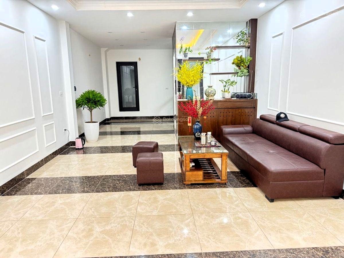 Bán nhà Đội Nhân, Ba Đình - 7 Tầng thang máy - Lô Góc - Ngõ ô tô tránh