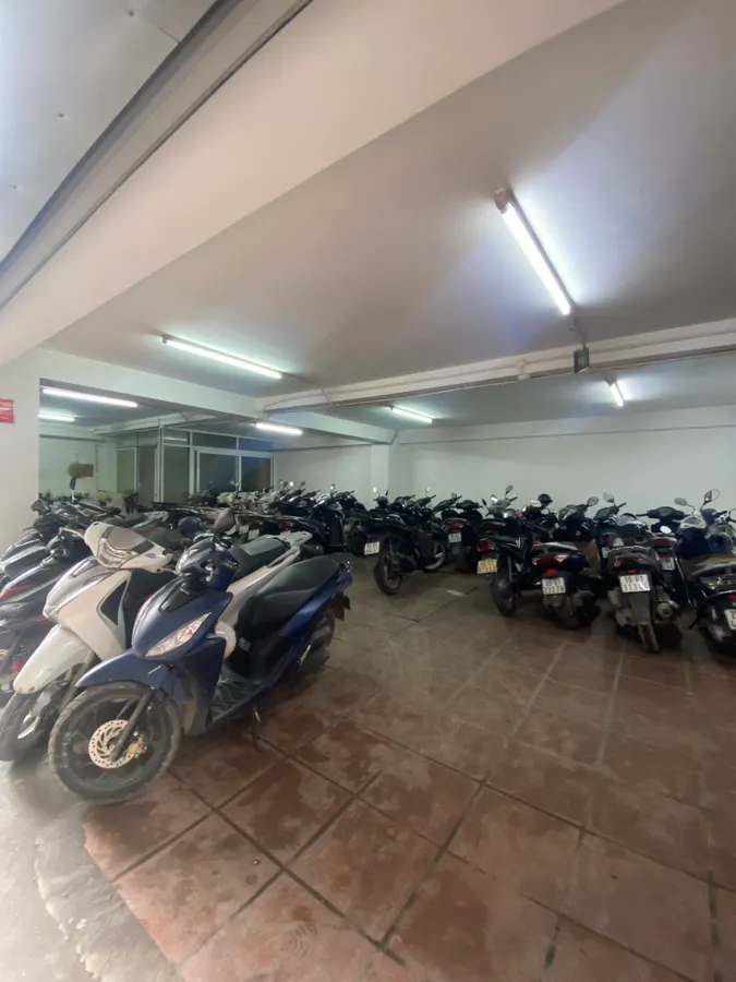 Bán Nhà Mặt Phố Nguyễn Trãi. Thanh Xuân. Lô Góc. Ô Tô. Vỉa Hè. DT 228m2. Giá 94,5 Tỷ.