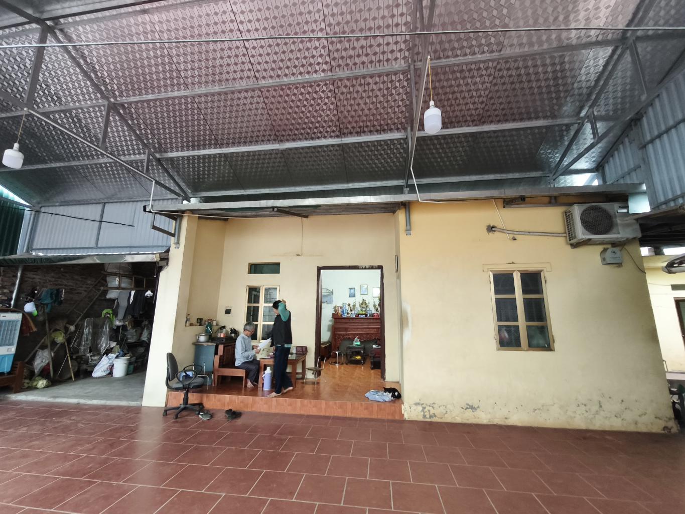  100m2