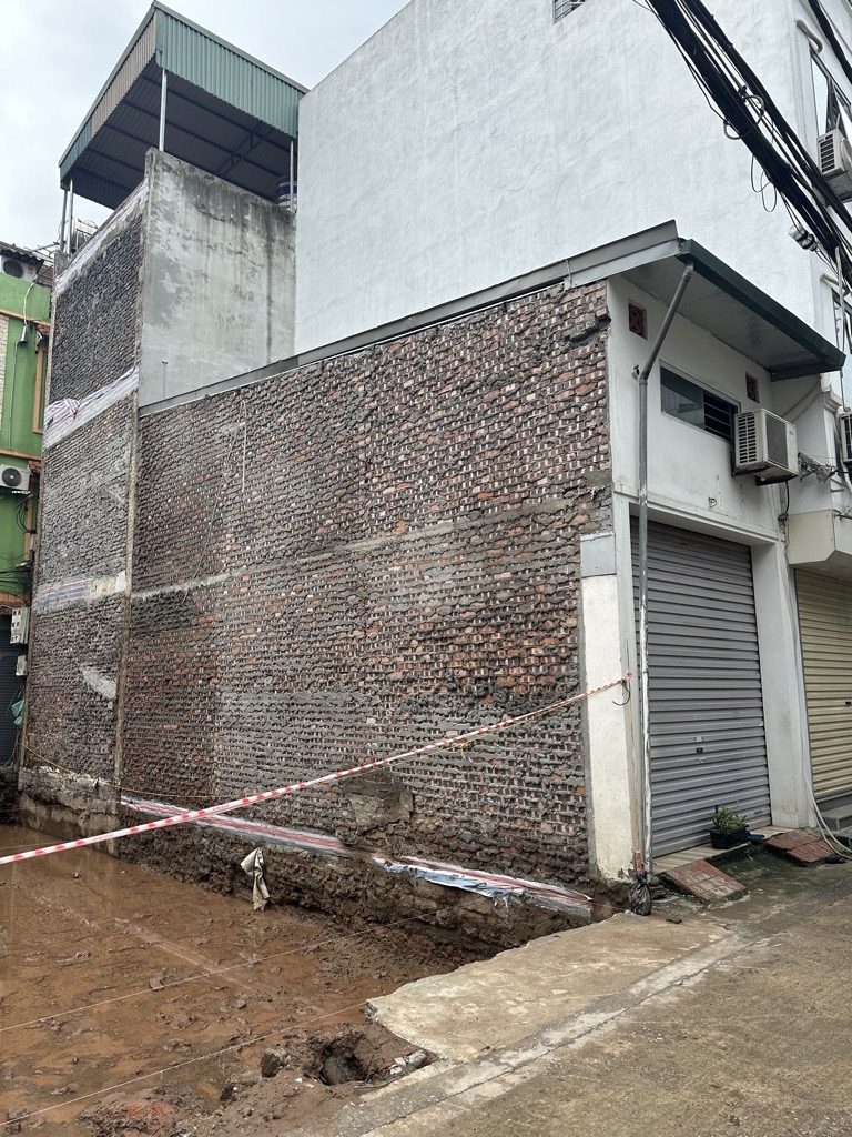 Bán đất Ngọc Thuỵ, oto tránh vuông đẹp, ngay sau khai sơn chỉ nhỉnh 6 tỷ. LH 0936123469