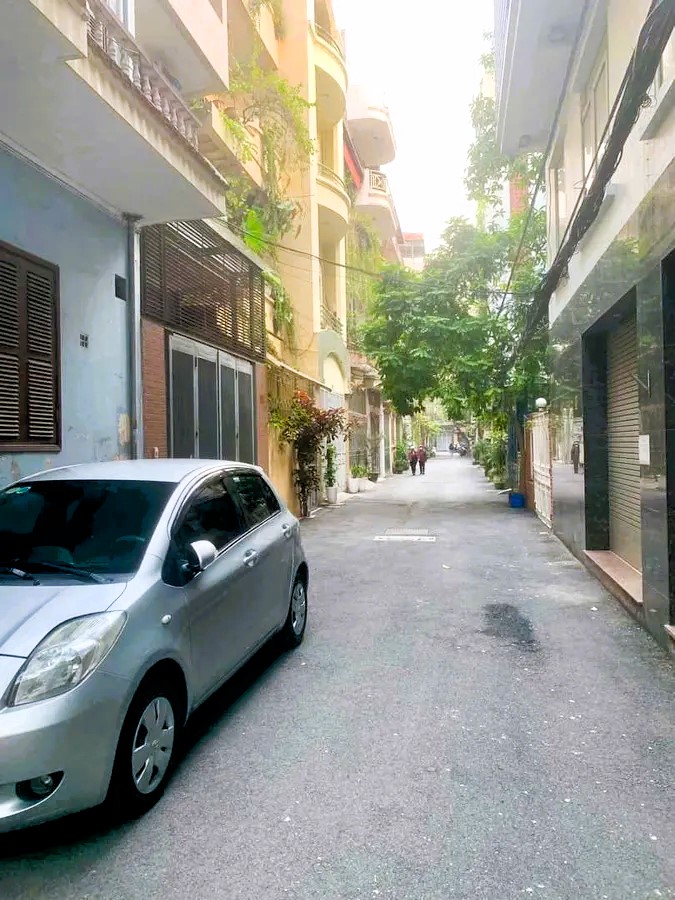 Bán nhà khu vực Lê Trọng Tấn - Nguyễn Viết Xuân, Thanh Xuân - Vị trí kim cương - Ô tô chạy quanh nhà (0211)