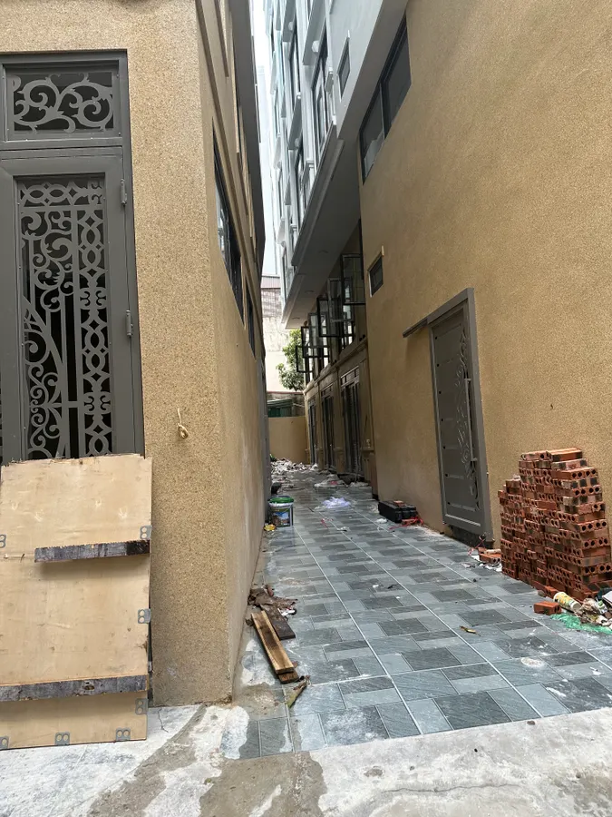 NHÀ MỚI Phố Thạch Bàn 35m2 X 6 Tầng mặt tiền 3.8m 9 tỷ Long Biên-Hà Nội.