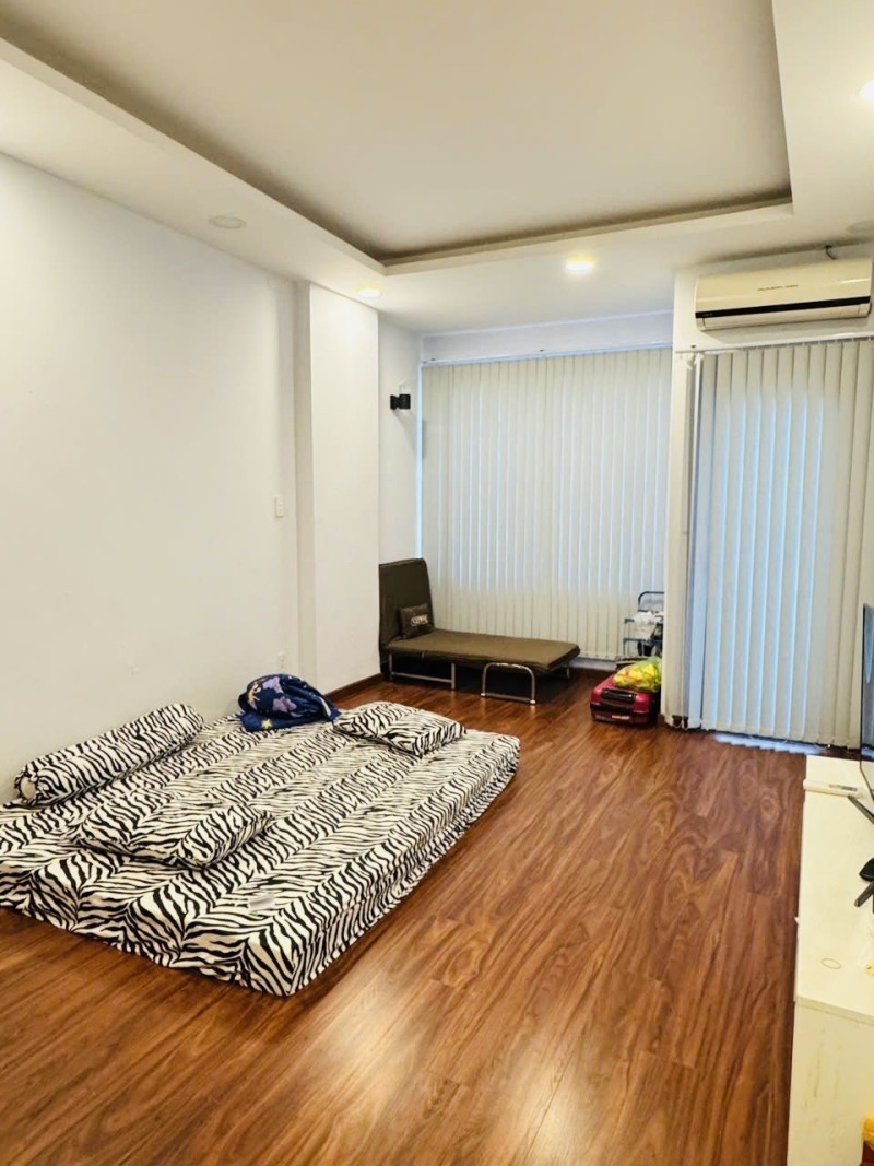 BÁN NHÀ HXH QUẬN 3 – SÁT MẶT TIỀN – 60M² – 4 TẦNG – 4PN – LÊ VĂN SỸ GIÁ TỐT CHỈ 9.2 TỶ