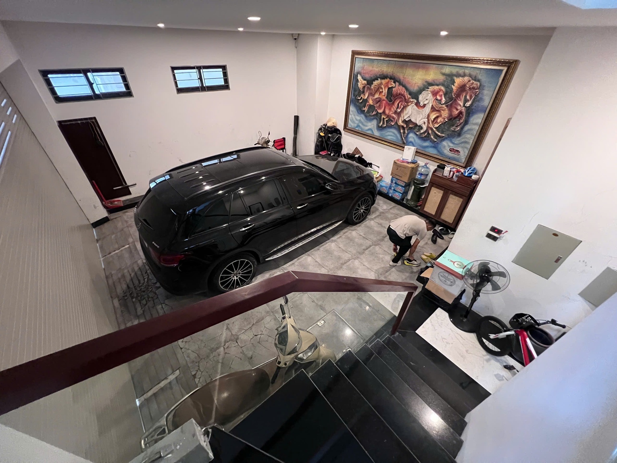 Bán nhà phố Nghĩa Đô, Cầu Giấy, 68m2, 7 tầng, thang máy, ô tô, phân lô, kinh doanh, 30 tỷ