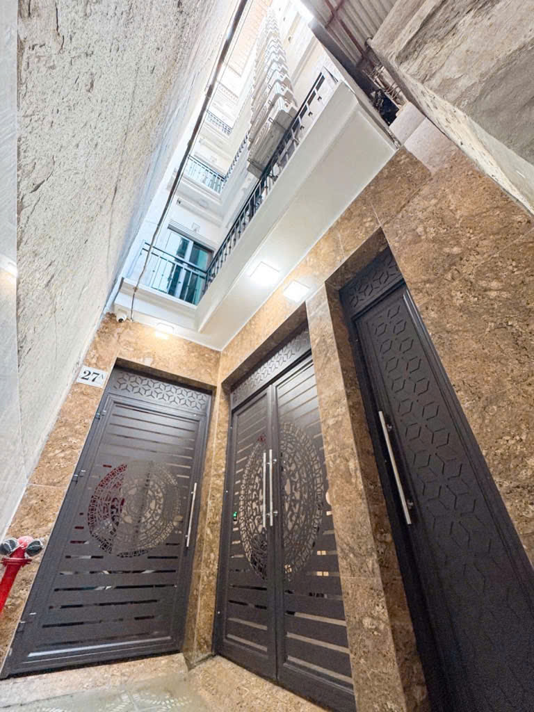 Bán tòa CCMN phố Bùi Xương Trạch | 62m² 6 tầng 18 phòng khép kín, thang máy PCCC giá 15.9 tỷ