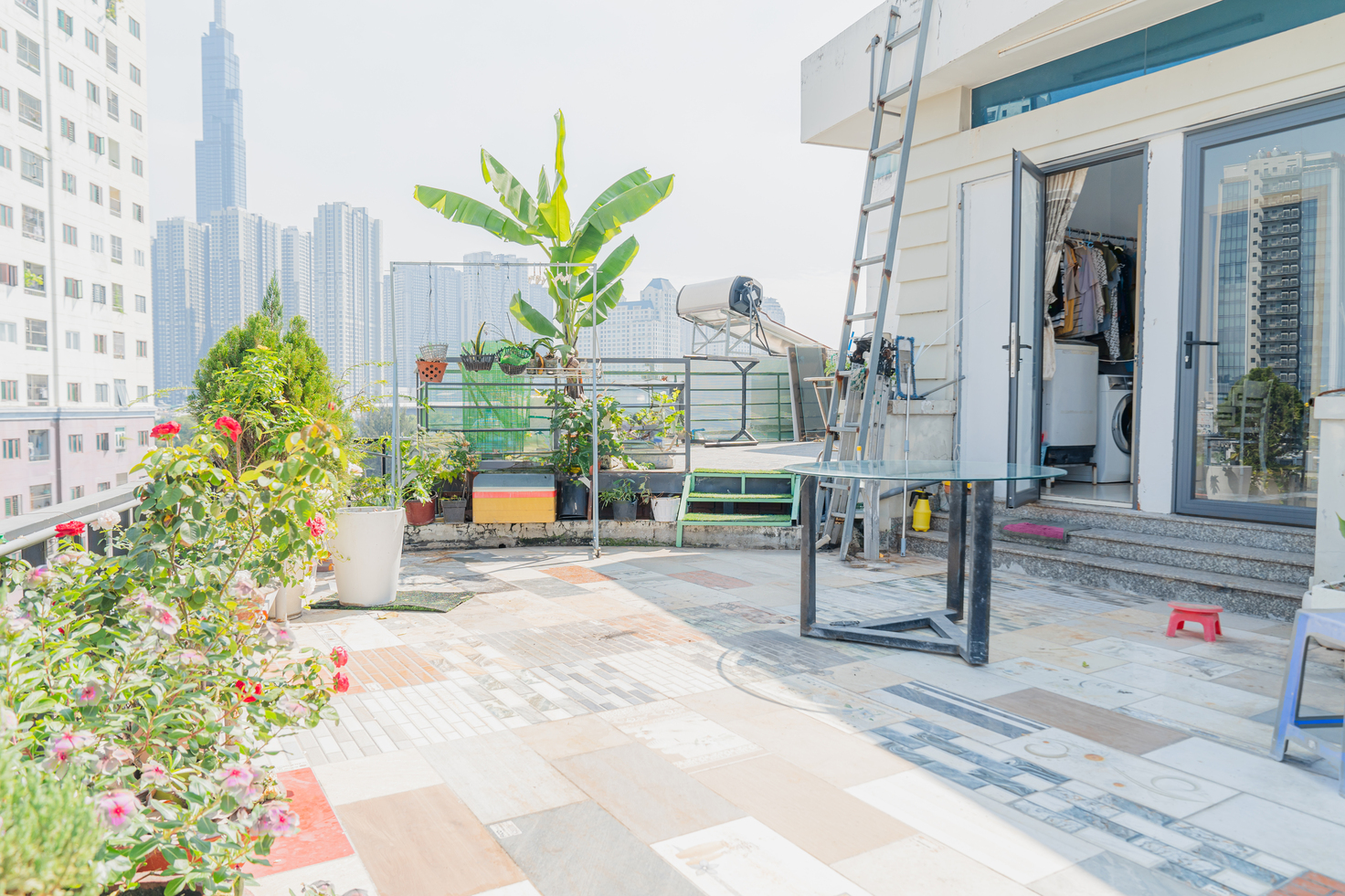 Bán building mặt tiền Bình Thạnh – 7 tầng, 10x24m, dòng tiền 170tr/tháng