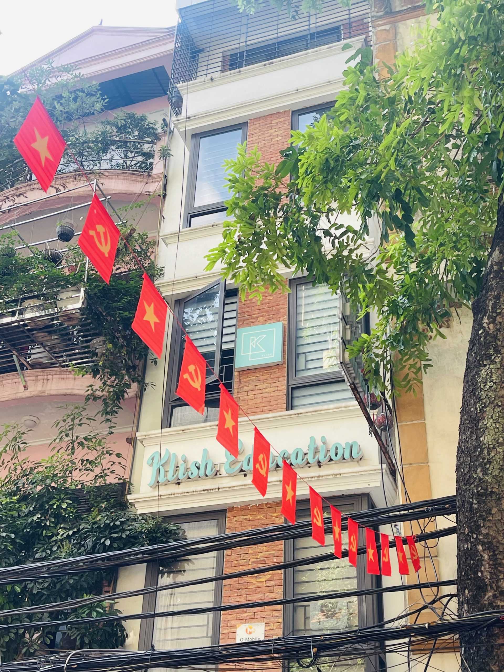 BÁN NHÀ MẶT PHỐ TẠ QUANG BỬU – TRUNG TÂM 3 TRƯỜNG ĐẠI HỌC LỚN HÀ NỘI. Diện tích: 62/70m, 6 tầng, 4 ngủ, thiết kế hiện đại, có ô chờ thang máy