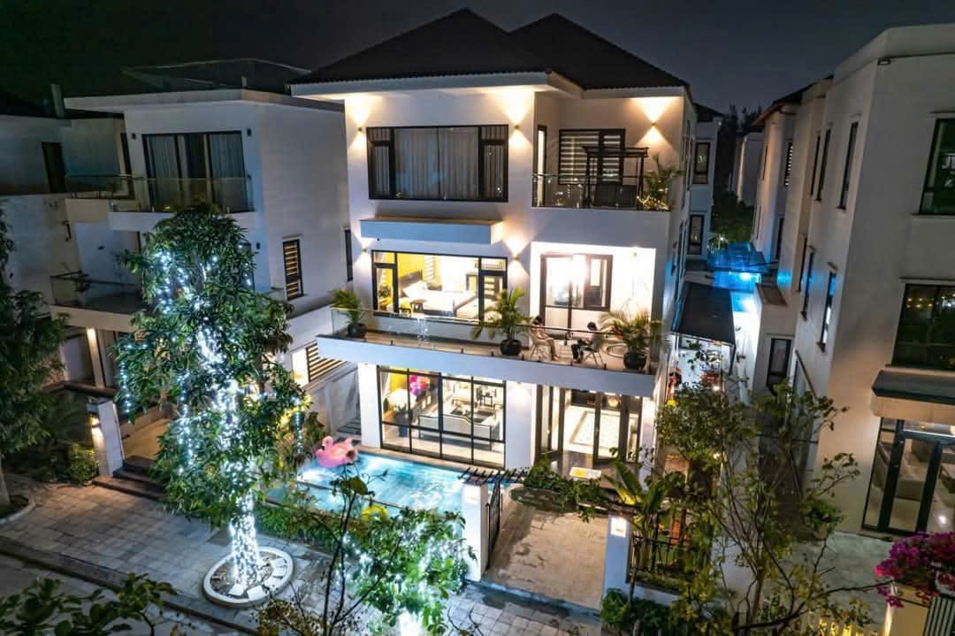 CHÍNH CHỦ CẦN BÁN - BIỆT THỰ NGHỈ DƯỠNG FLC - SẦM SƠN - 220M² NHỈNH 15 TỈ ,,