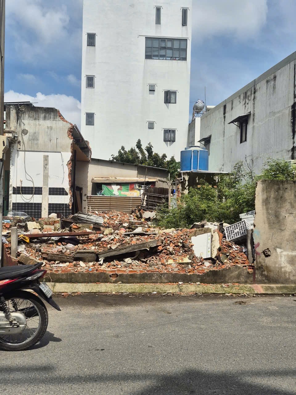 BÁN ĐẤT MT TÂN THỚI HIỆP 14 - QUẬN 12 - FULL THỔ CƯ - GIÁ 6.4tỷ