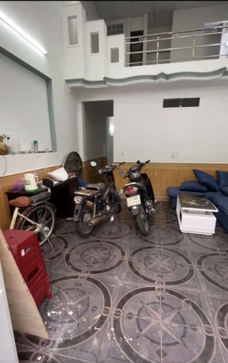 ♣ Nhà Kiệt gần đường Núi Thành khu Đại Học, 45m2, lửng đúc, 2.x tỷ