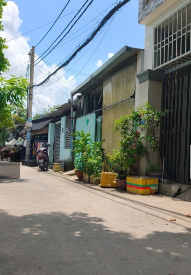 Nhà cấp 4 - 120m² 6x17m gần Bệnh viện Quận 12 giá rẻ 5.25 tỷ