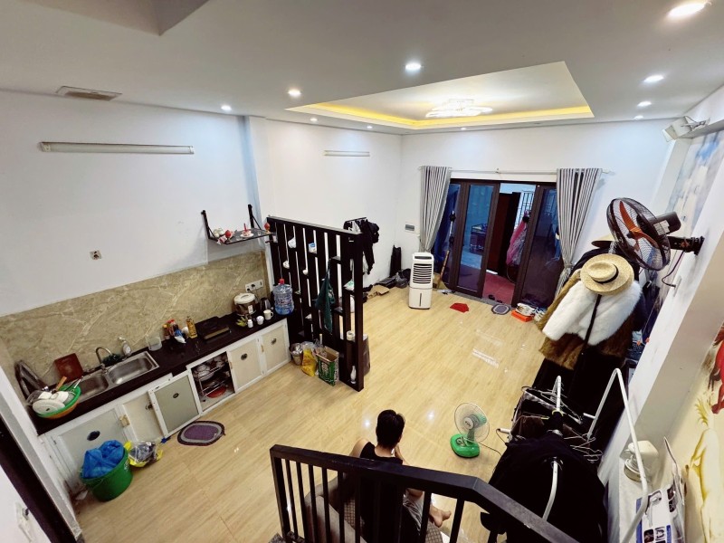 ► Gần MT Trần Cao Vân, 73m2, ngang 7, 3 tầng + 3 Phòng Trọ, thu 15.5 tr/th, hơn 4 tỷ