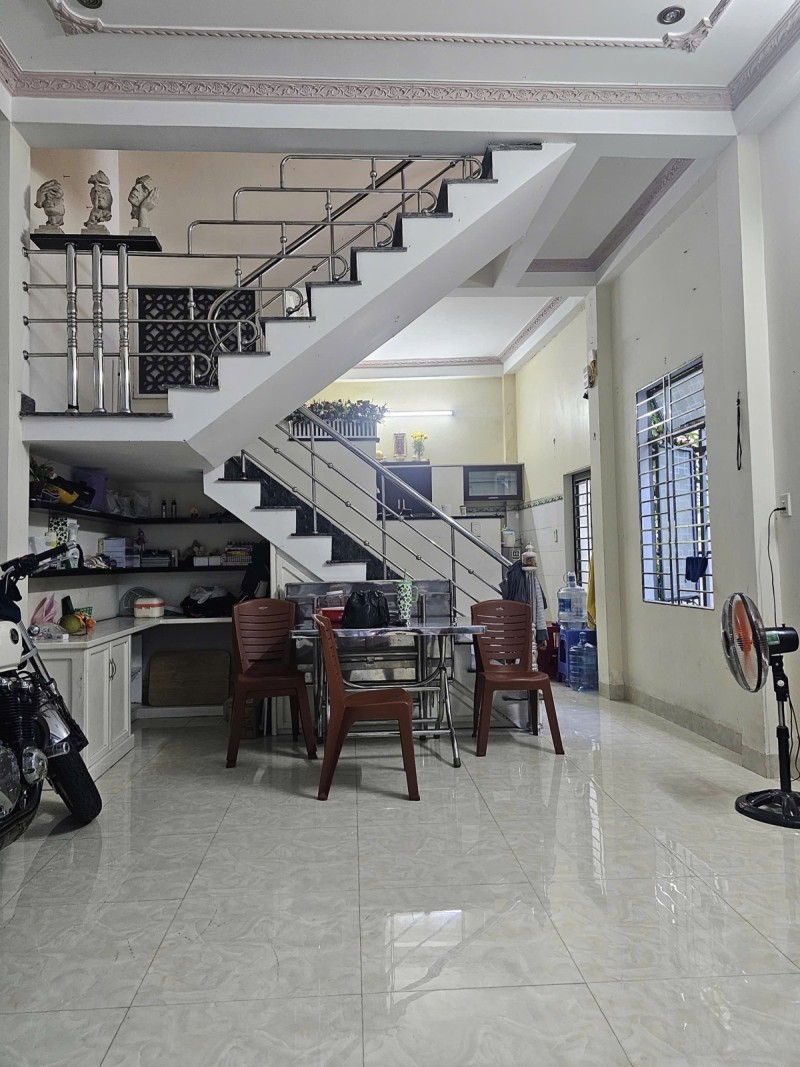 ► Góc kiệt 3m sau MT Võ Văn Tần, cạnh AeonMall, 50m2, 2 tầng, Kinh doanh, 3.x tỷ