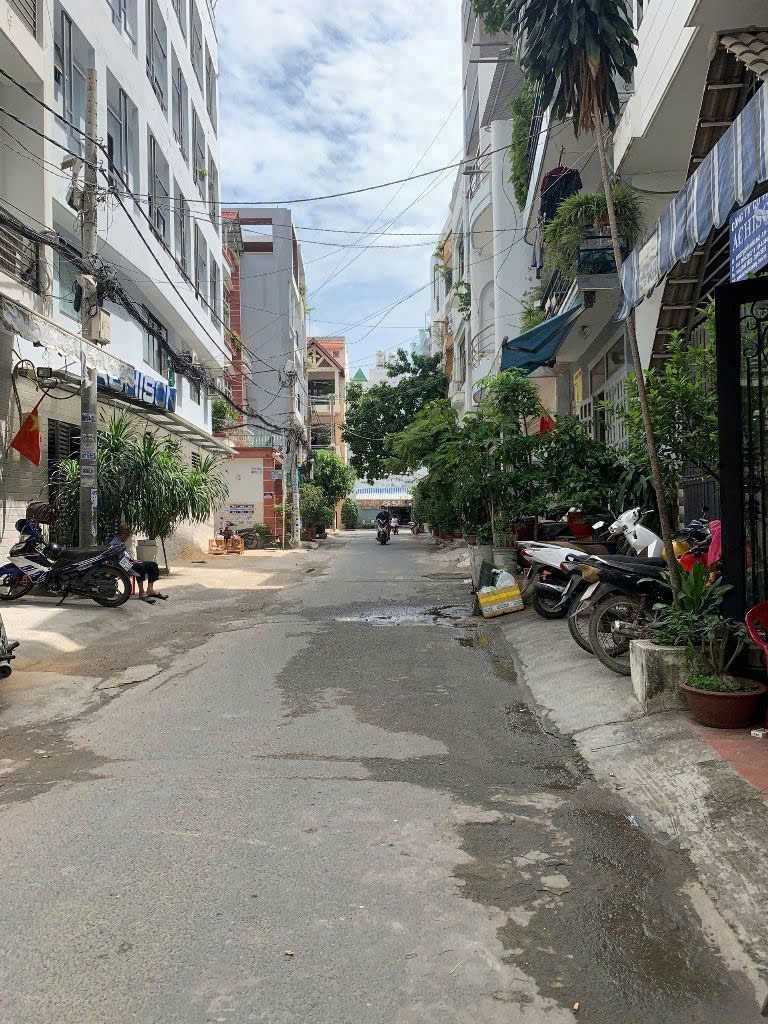 Nhà HXH Thăng Long - Cộng Hòa, P4, Tân Bình (5x21m) Trệt 3 lầu - Giá bán 17.6 tỷ