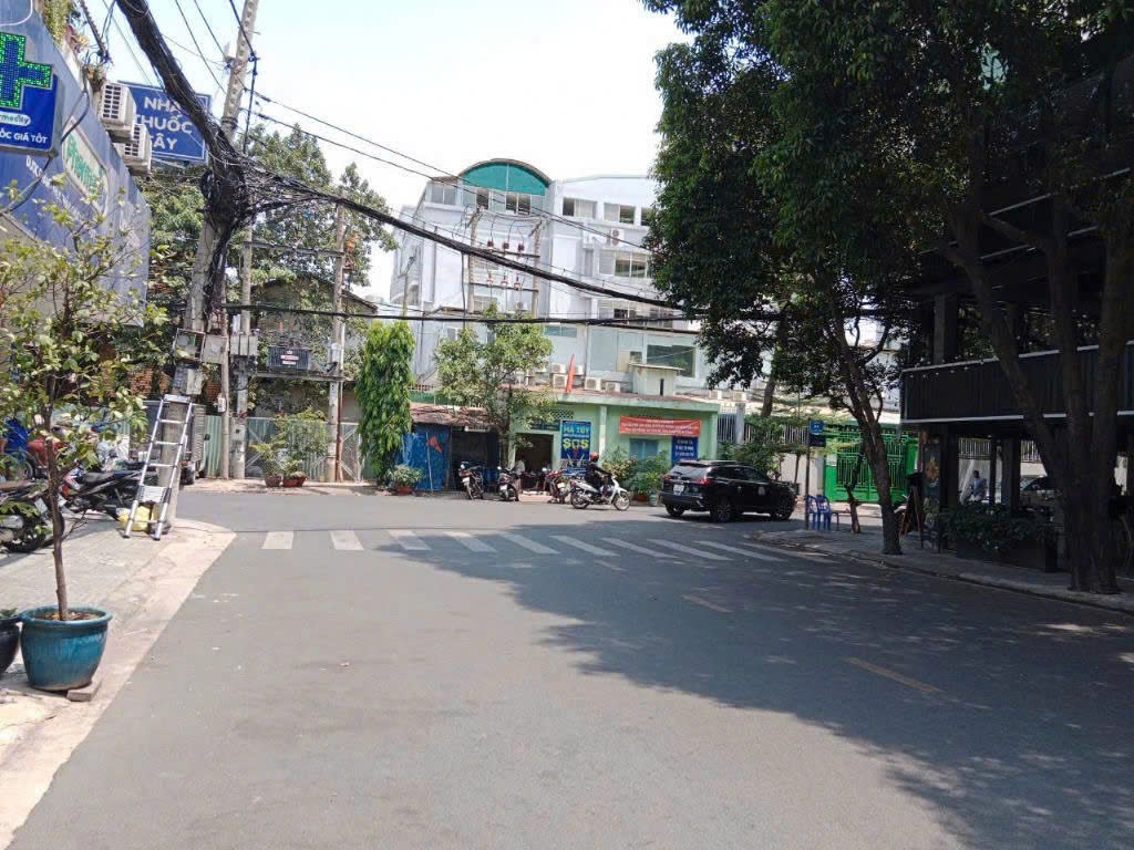 Bán nhà mặt tiền khu K300, P.12, Tân Bình (4x20m) 4 tầng - Giá bán 15.4 tỷ TL