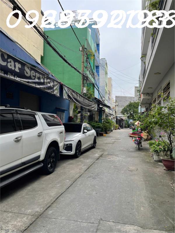 Giá Tốt 6,2 Tỷ - Nhà Rộng 5m x 12m, Hẻm Ô Tô 6m Thoáng Mát Cách nhà 100m Có Trường Tiểu Học và Chợ