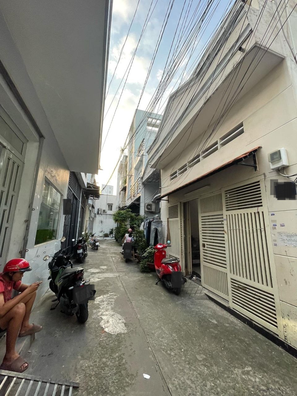 Bán nhà Đường Nguyễn Háo Vĩnh - Hẻm xe hơi - 106m2 (4 x 26.5)m - 3 Tầng