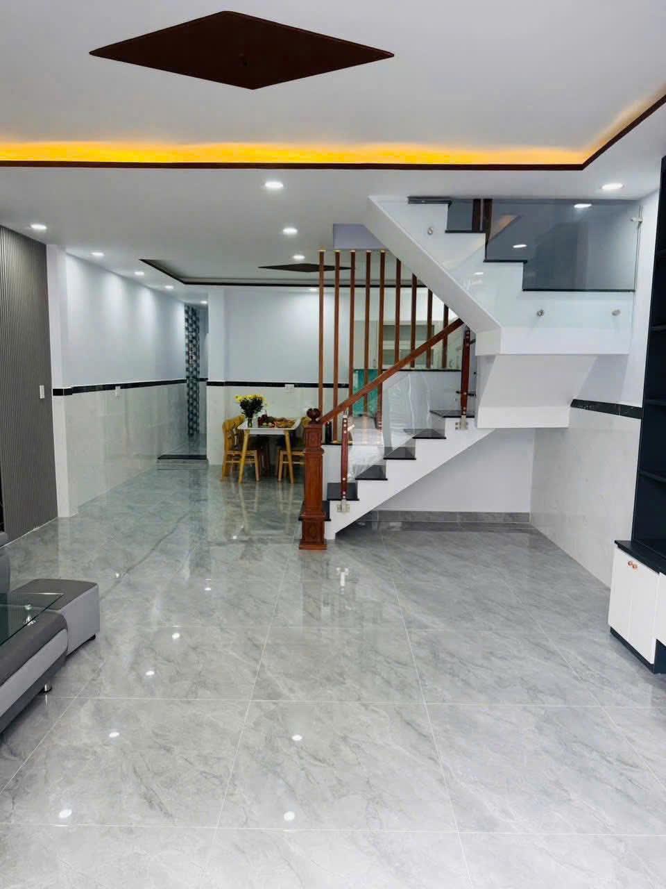 Bán nhà HXH Trương Công Định, phường 14 Tân Bình (4*21) tuyến Metro