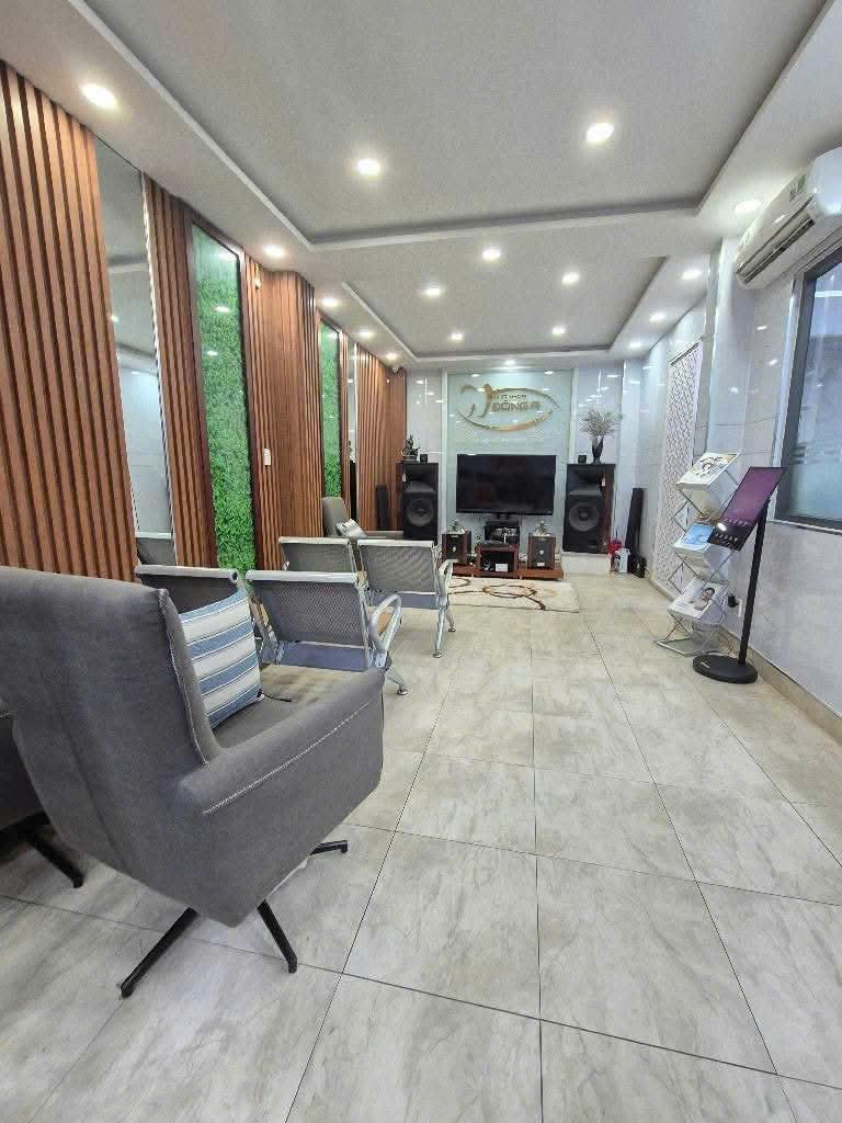 Bán nhà HXH Văn Chung, phường 13 Tân Bình (6,5*20) 2 tầng