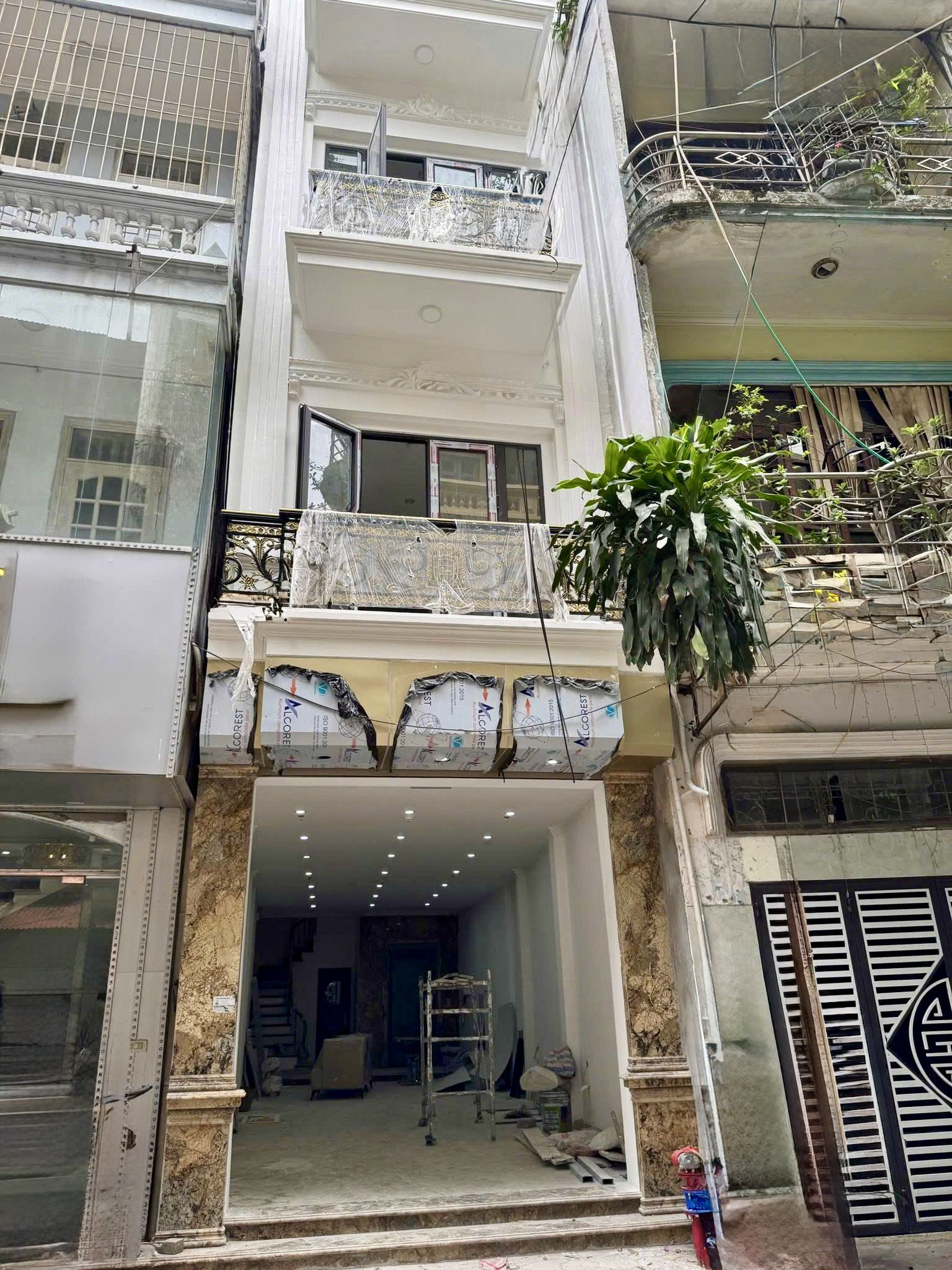 Phân Lô Vỉa Hè Kim Đồng - Giải Phóng – 70m² – 6T Thang Máy – Ô Tô Tránh – Giá 26.8 Tỷ