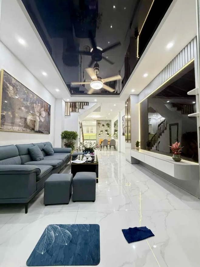 Bán nhà Tôn Đức Thắng, 40m x 4 Tầng, Đủ đồ nội thất, Ngõ Nông Sát Văn Miếu, Chỉ 9,65 Tỷ