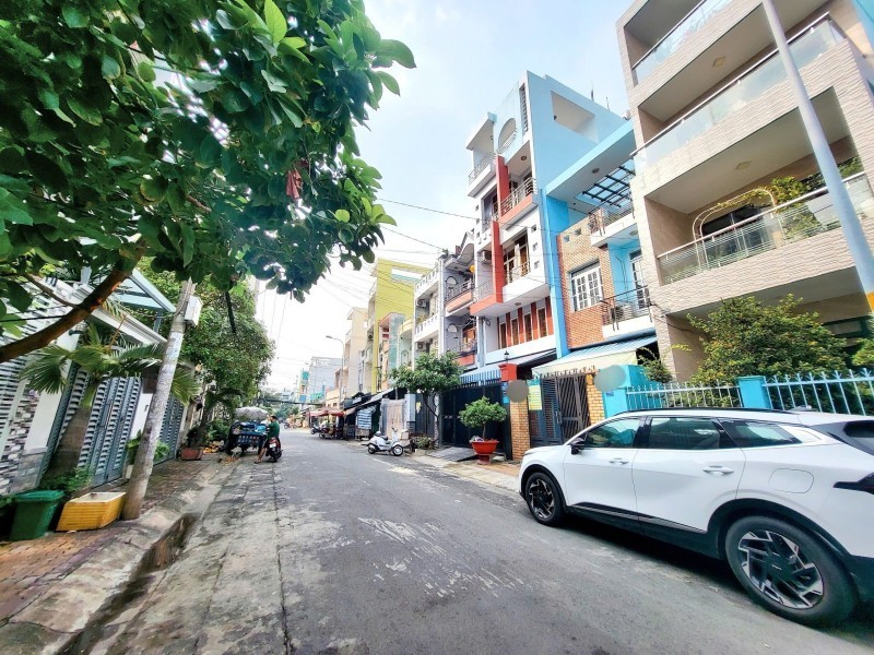 Mặt Tiền KD Đường Nguyễn Thiệu Lâu, Tân Phú - DT 94m2, Ngang 4.15m, 3 Tầng