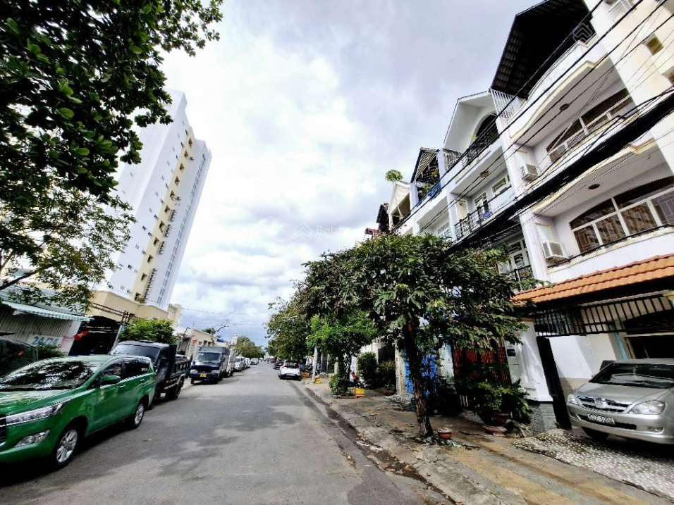 BÁN NHÀ MẶT TIỀN 4 TẦNG (4M X 20M) - GIÁP AEON MALL CAO LỖ, QUẬN 8 - NHỈNH 14 TỶ