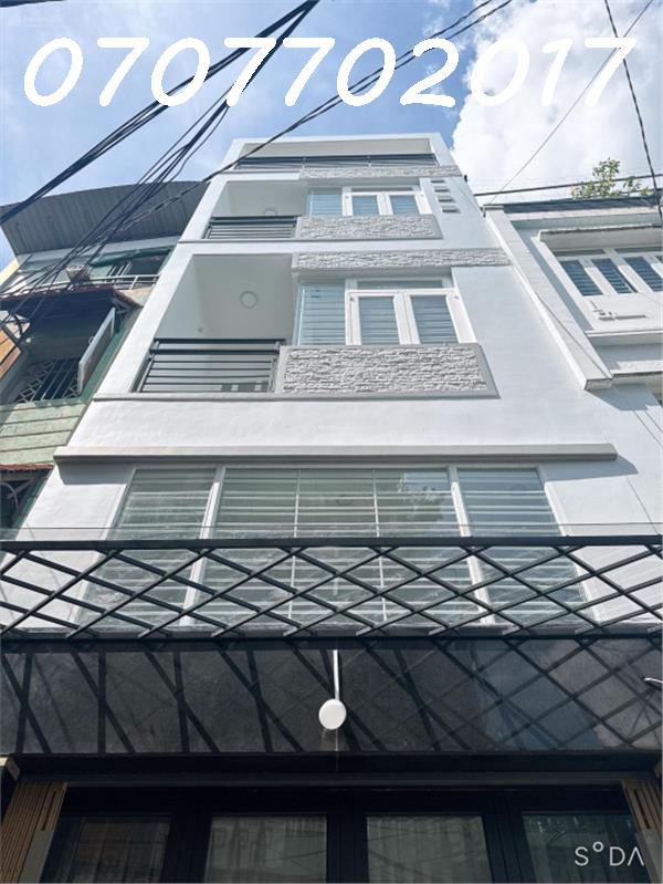 Bán nhà 5 tầng 5PN + phòng karaoke HXH vài bước chân, giá chỉ 6 tỷ..