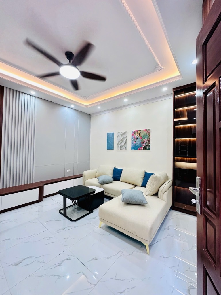 BÁN NHÀ BỒ ĐỀ-LONG BIÊN-FULL NỘI THẤT, 36M- NHỈNH 7 TỶ(TL)