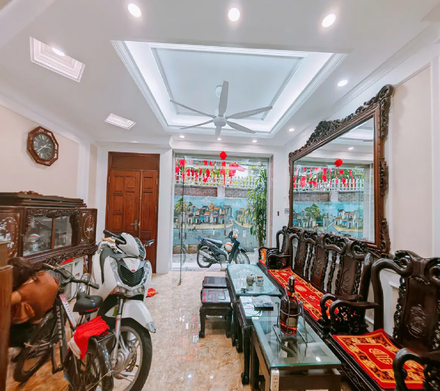 Bán nhanh nhà Cầu giấy, Doãn kế thiện, gara ô tô , 6 tầng, mặt tiền 5.2m, giá nhỉnh 11 tỷ