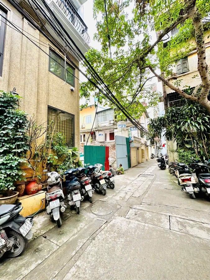 TÂY SƠN - CÁCH PHỐ CHỈ 10M – NHÀ 6 TẦNG THANG MÁY - VÀI BƯỚC RA VƯỜN HOA ĐH CÔNG ĐOÀN - AN SINH ĐỈNH - Ở HOẶC KINH DOANH ĐỀU RẤT TỐT ,,