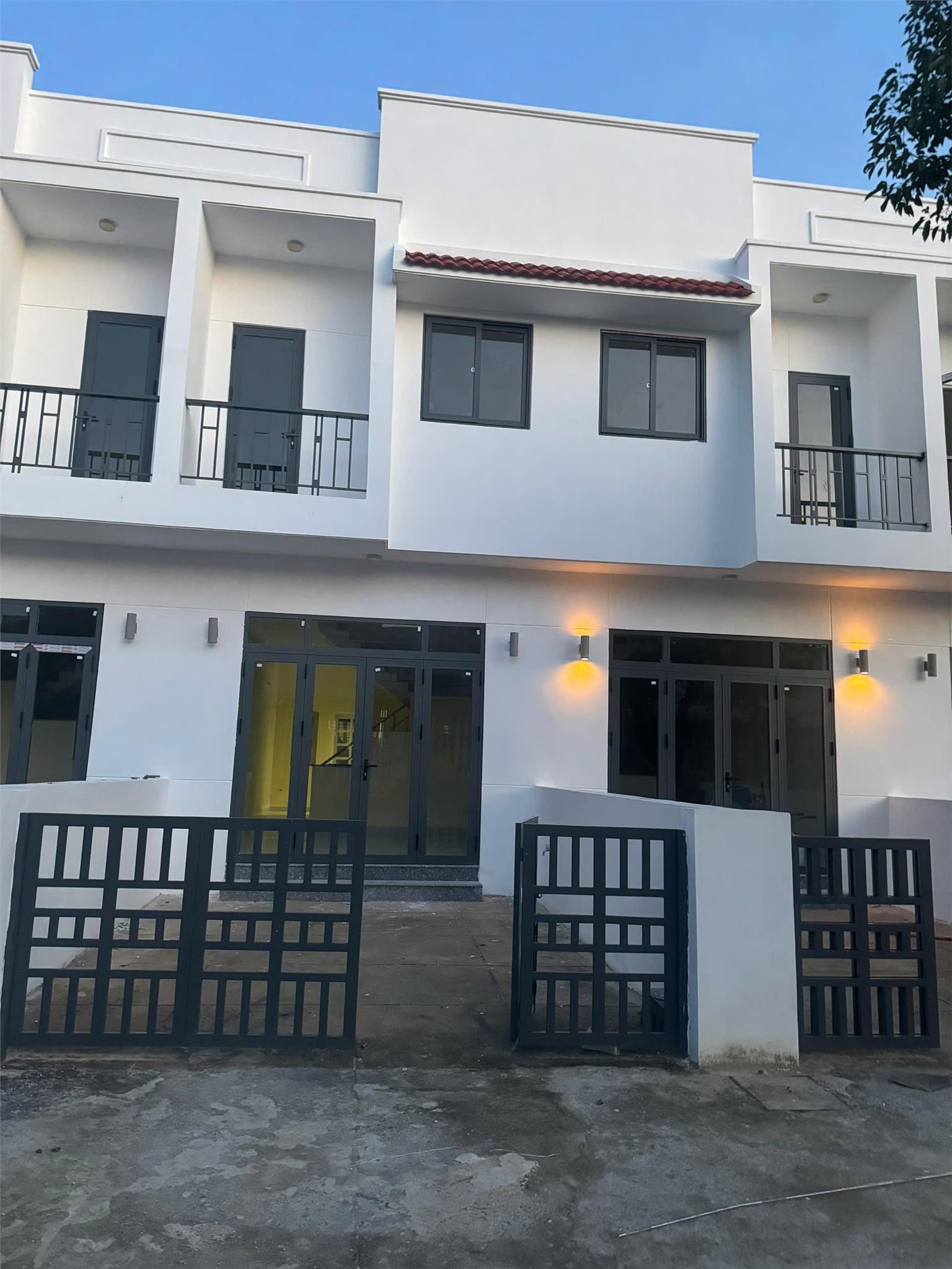 PHƯỚC ĐÔNG NEWCITY – SỞ HỮU NHÀ PHỐ HIỆN ĐẠI CHỈ VỚI 579 TRIỆU!
