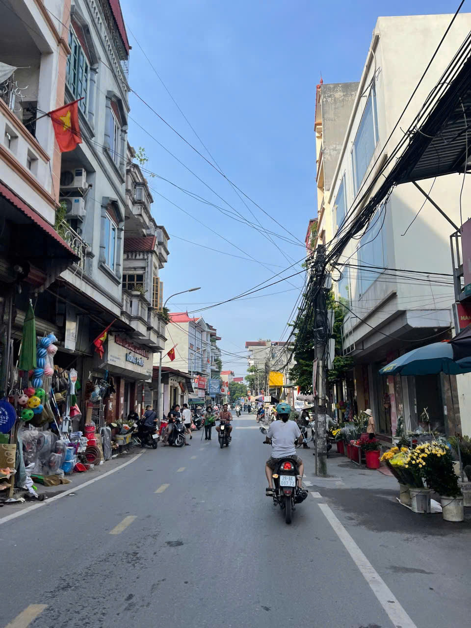 SIÊU PHẨM 55M ĐỨC THƯỢNG- HOÀI ĐỨC- HÀ NỘI. NẰM SÁT KHU VUI TRƠI, CHỢ,ỦY BAN, TRƯỜNG HỌC CÁC CẤP. MÀ GIÁI CHỈ CÓ