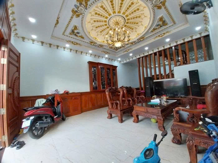 Cần bán nhà 4 tầng đường oto thông Hoàng Hoa Thám, Bình Thạnh