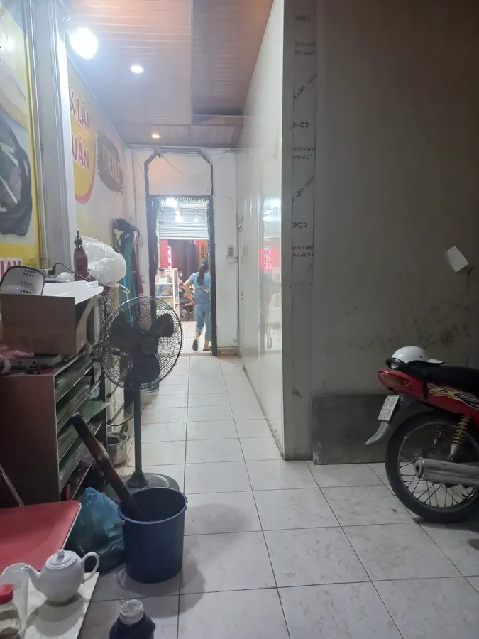Bán Nhà Mặt Phố Triều Khúc. Thanh Trì. Ô Tô. DT 115m2. MT 4,3m. 3 Tầng. Giá 23,9 Tỷ.