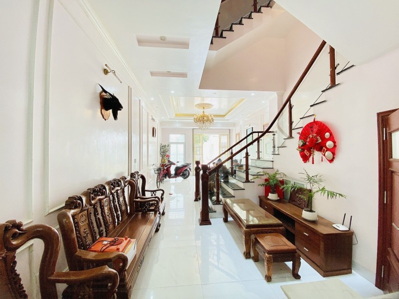 Bán nhà KĐT Louis City Đại Mỗ 105m 5T MT 6M Mặt kinh doanh. Giá đầu tư chỉ 26 tỷ