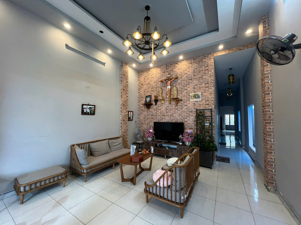 Nhà 5x30, gần chợ Tân Mai, đường nhựa 6m thông giá sốc chỉ 4tỷ550