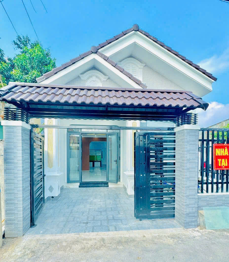 Bán gấp nhà 6,5x20 , sân oto, đường oto, gần KDC Tân Phong, chỉ 3,1 tỷ