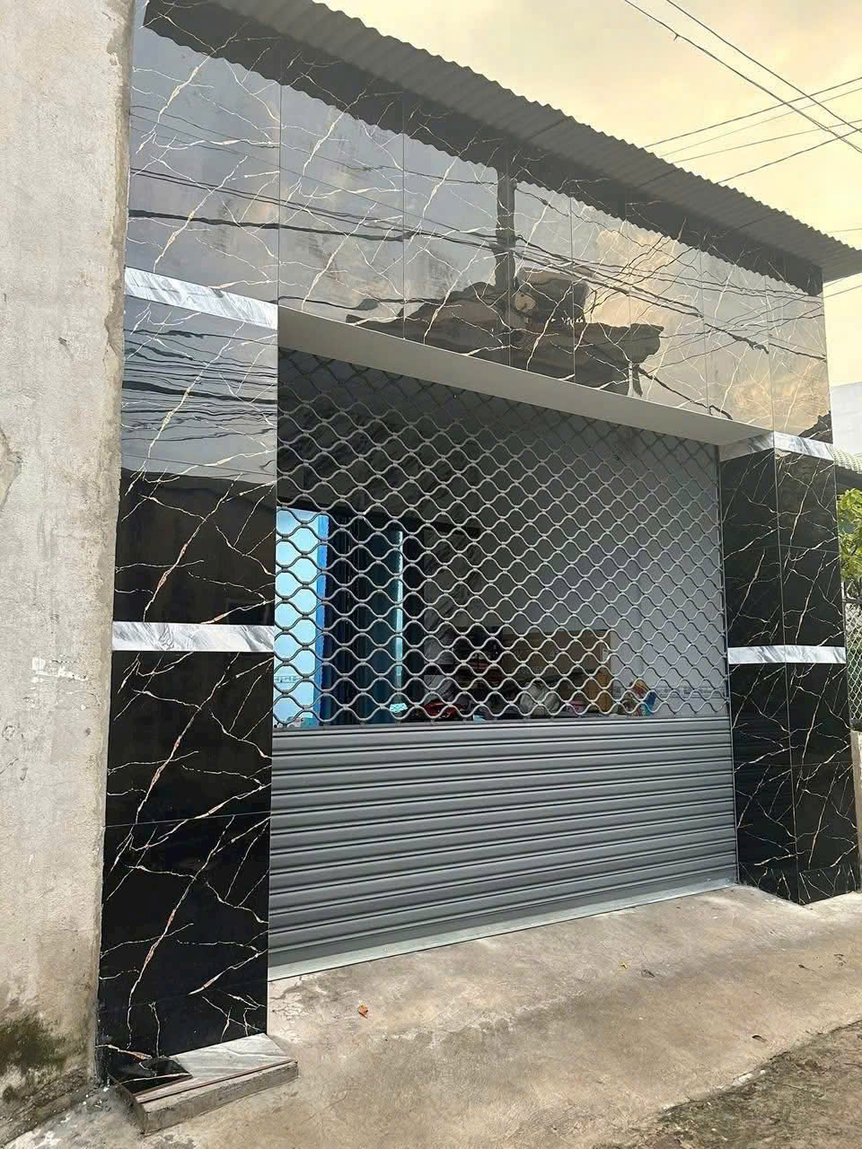 Bán nhà đẹp, giá rẻ, đường oto thông, gần chợ Tân Phong, chỉ 2 tỷ 990