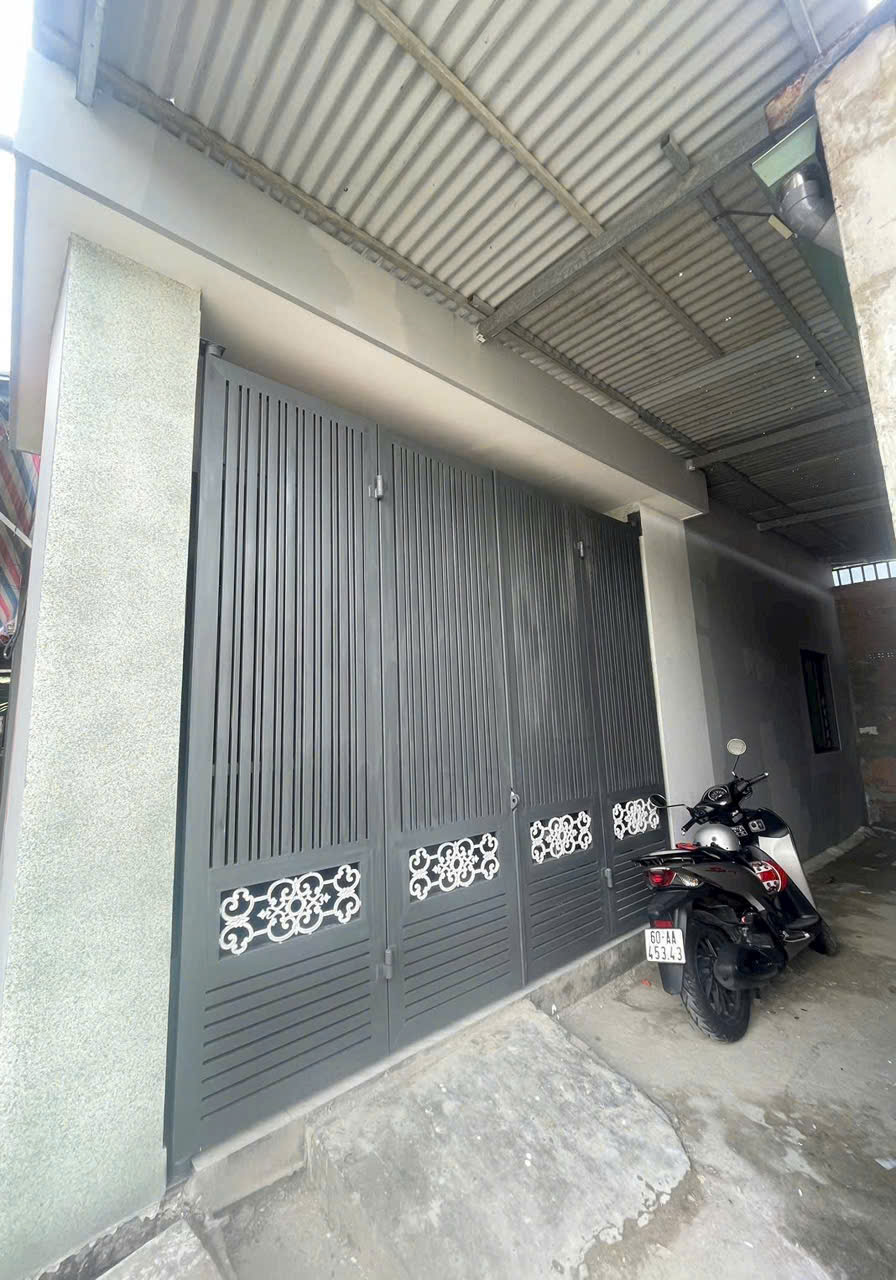 Bán nhà mới, đẹp, SR, TC, gần chợ Tân Mai - Phạm Văn Thuận, chỉ 1 tỷ 950