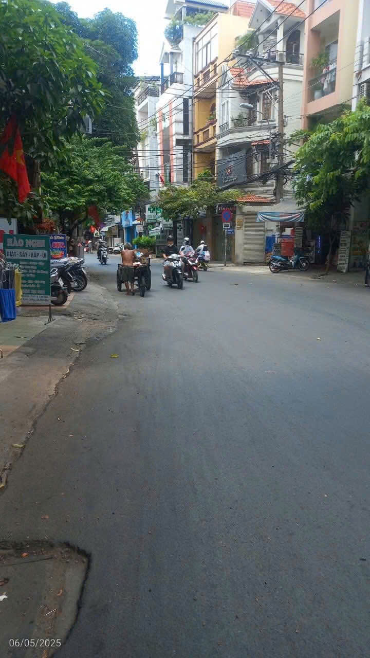 BÁN NHÀ MẶT TIỀN KD,4 TẦNG BTCT,67M2 NI SƯ HUỲNH LIÊN, P.10, Q. TÂN BÌNH – 15. X TỶ