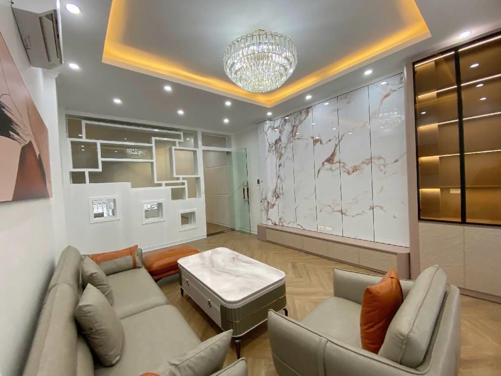 Bán nhà phố Thuỵ Phương 38m2, dân xây 5 tầng, cạnh chợ Vẽ chỉ 7 tỷ