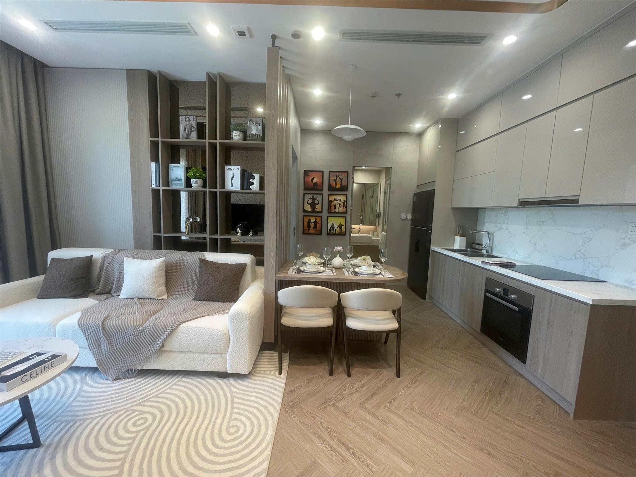 FULL NỘI THẤT CAO CẤP. VINHOMES, K‑PARK – CHUẨN SỐNG HÀN QUỐC. CK 10.7%. LH: 0966 343 969