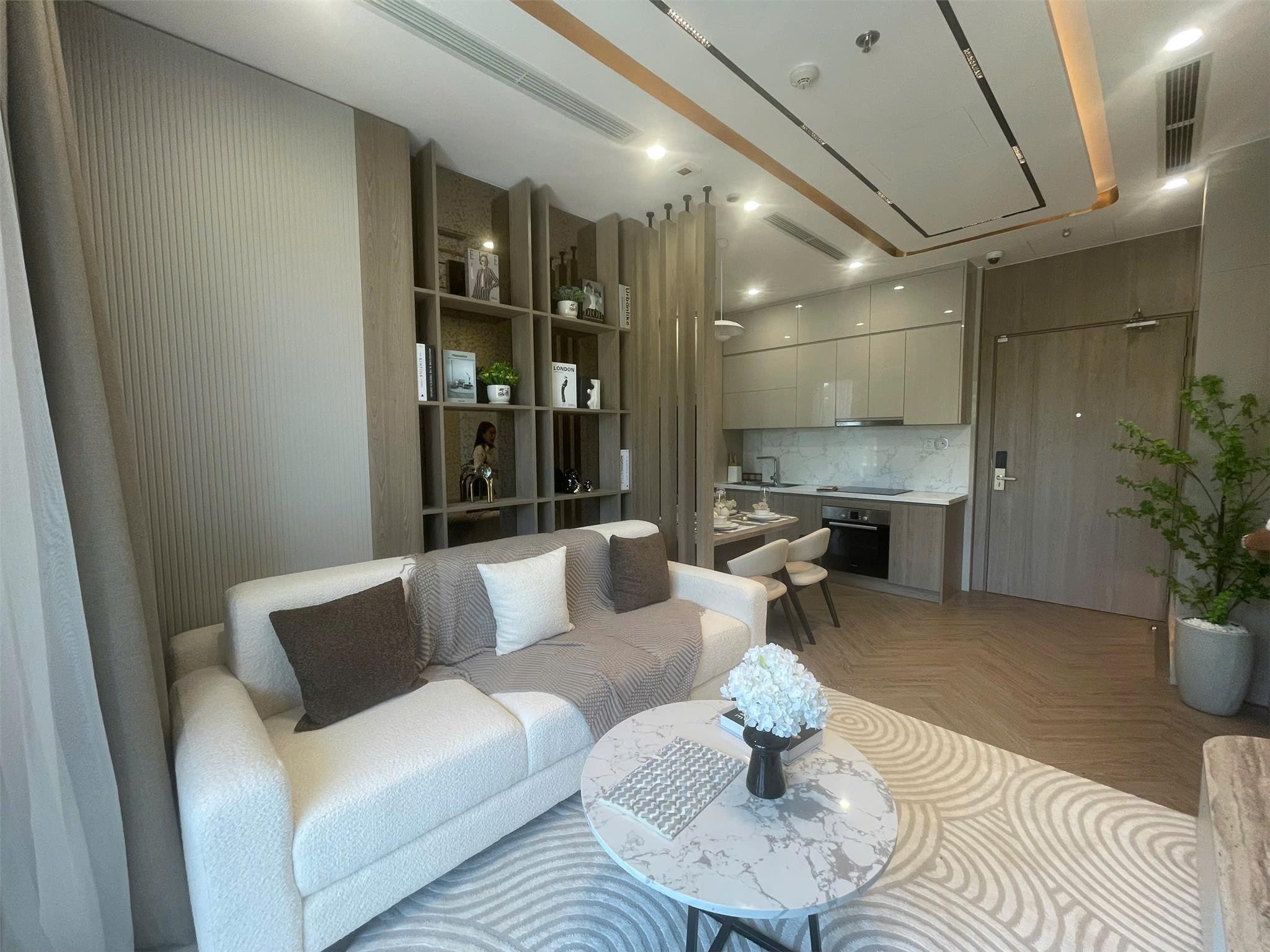 .FULL NỘI THẤT CAO CẤP. GIÁ TỪ 1,3 TỶ. CĂN HỘ VINHOMES STAR CITY. CK CAO. LH: 0966 343 969