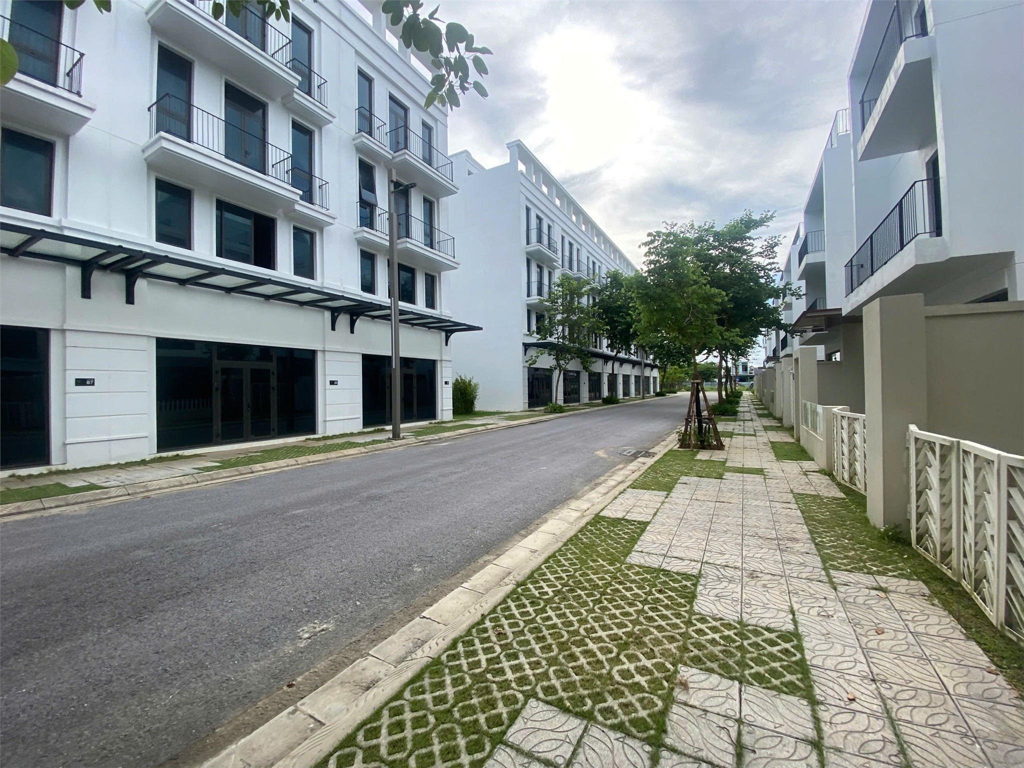 SHOPHOUSE VLASTA SẦM SƠN CK 11%. SỔ LÂU DÀI – KHAI THÁC NGAY!. LH: 0966 343 969