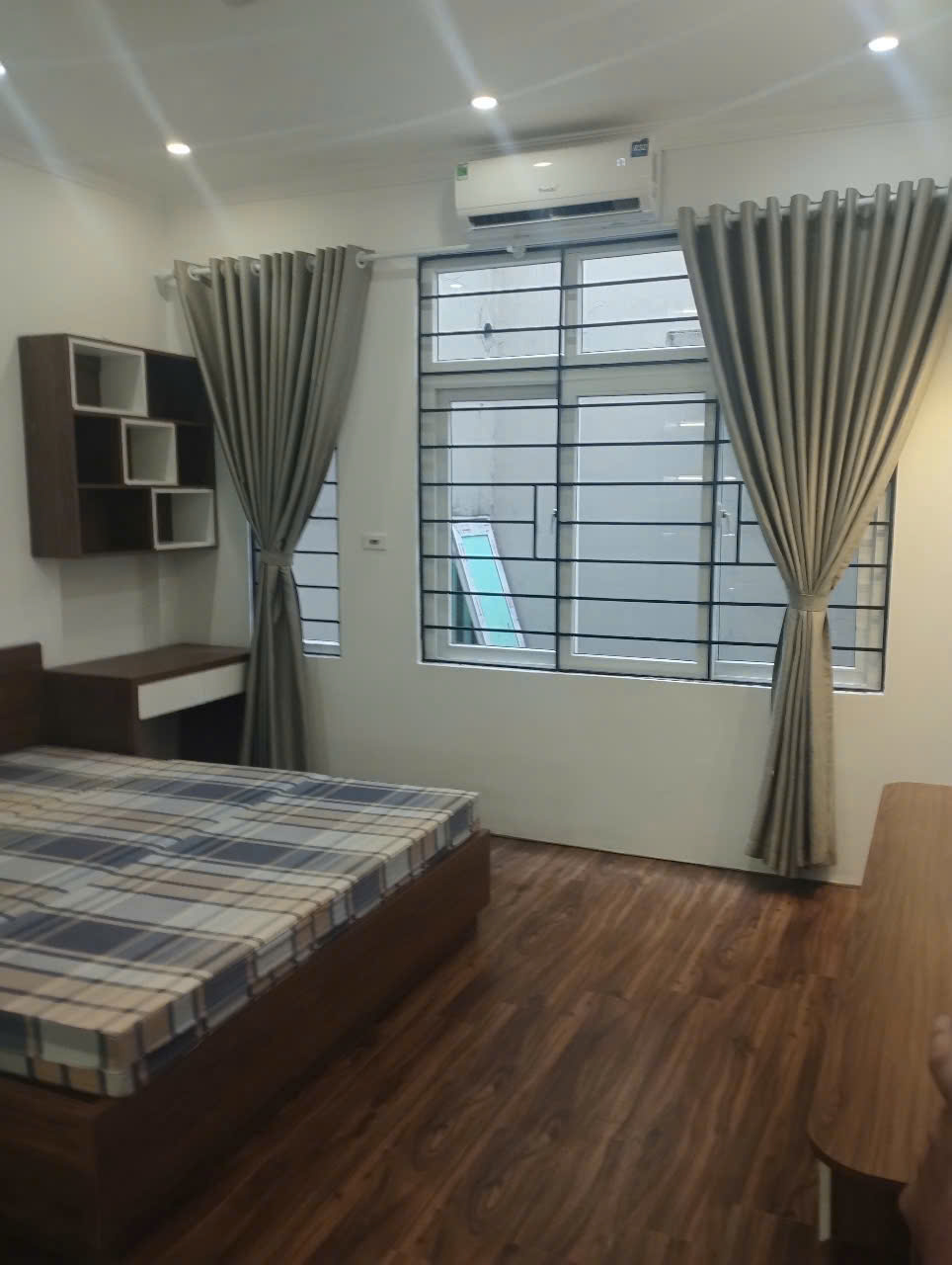 Ban nha rieng Bui Thi Xuan TP Quy Nhon 40m 5 tang 3 ngu