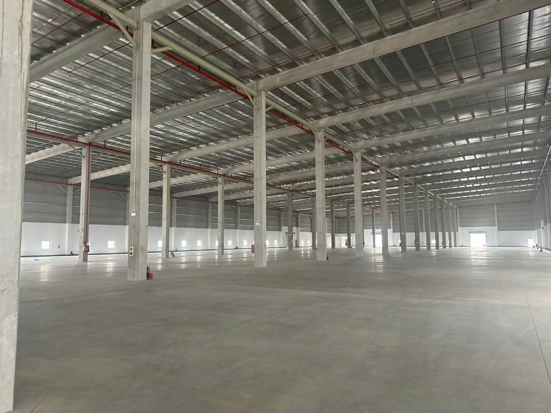 CHO THUÊ NHÀ XƯỞNG MỚI XÂY - DT 12000M2 - KCN QUANG MINH - HÀ NỘI