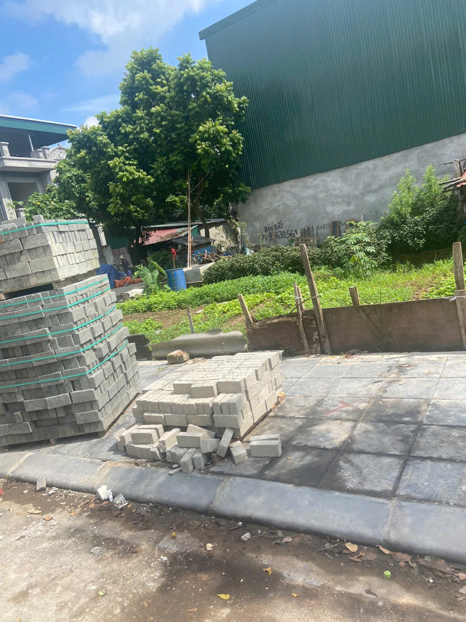 Bán đất Vũ Đức Thận long Biên 2 mặt ngõ - oto tránh - Kinh doanh- cạnh Big C- 125m nhỉnh 26 tỷ ( TL)